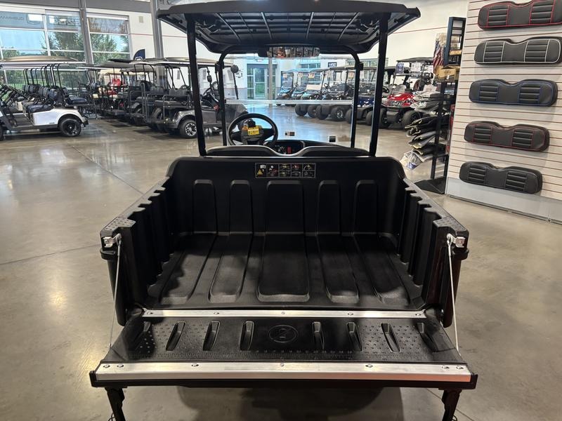 2027 Cushman Hauler 800 ELiTE Lithium Golf Car