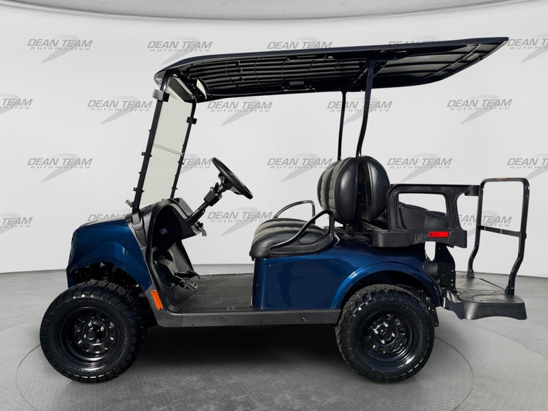 2027 E-Z-GO Liberty 4 X 13.5-hp Gas Powertrain Golf Car - Gas