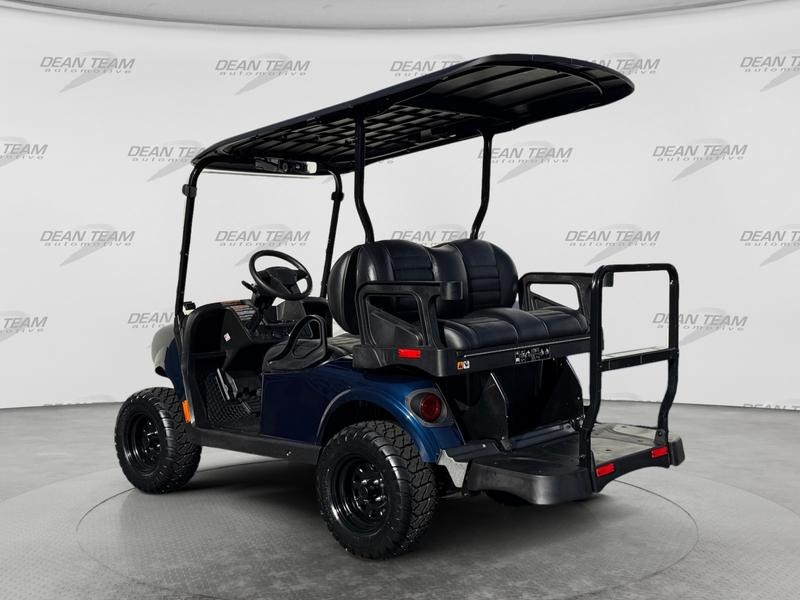 2027 E-Z-GO Liberty 4 X 13.5-hp Gas Powertrain Golf Car - Gas