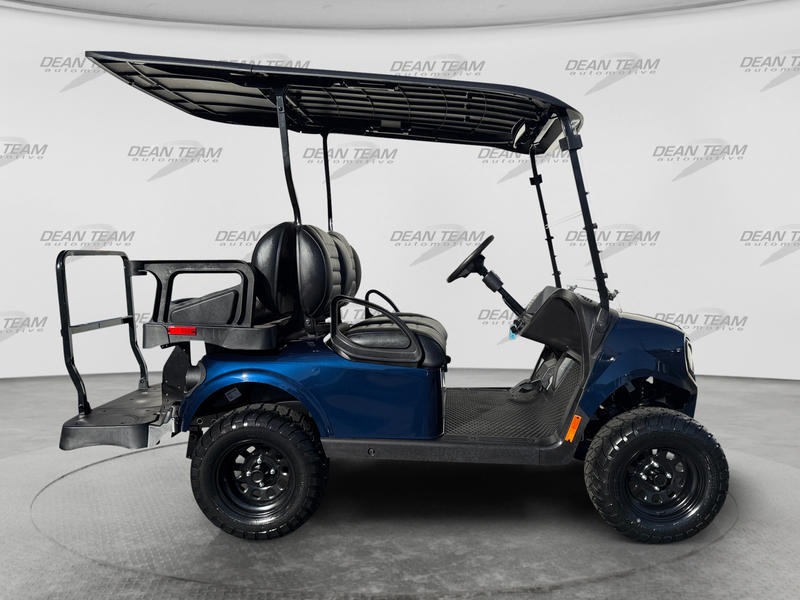 2027 E-Z-GO Liberty 4 X 13.5-hp Gas Powertrain Golf Car - Gas