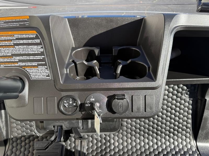 2027 E-Z-GO Liberty 4 X 13.5-hp Gas Powertrain Golf Car - Gas