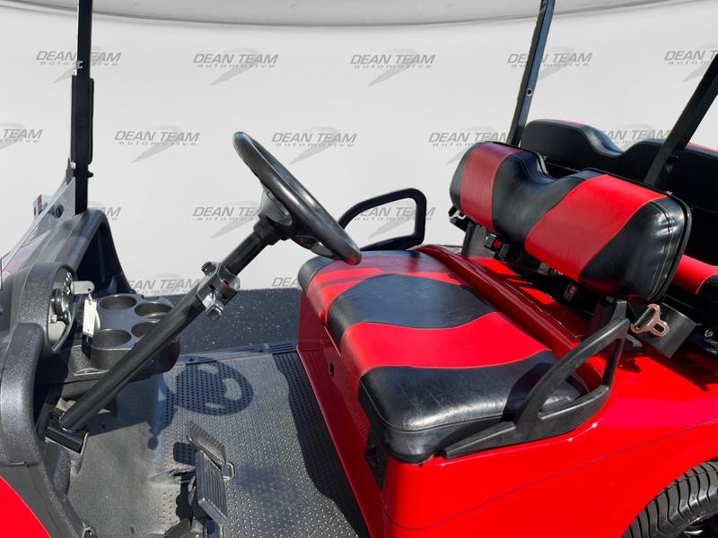 2014 E-Z-GO RXV Golf Car