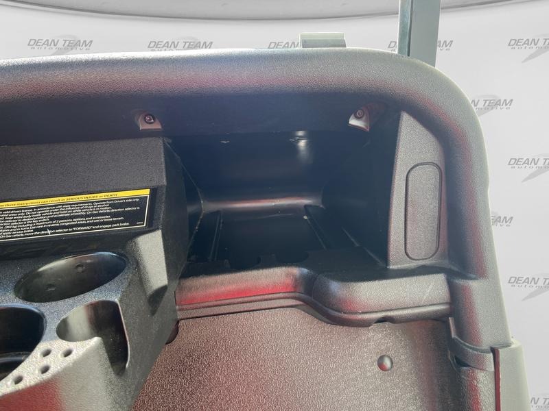 2014 E-Z-GO RXV Golf Car