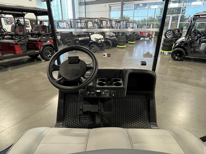 2027 E-Z-GO RXV 2 Freedom ELiTE Lithium Golf Car - Electric