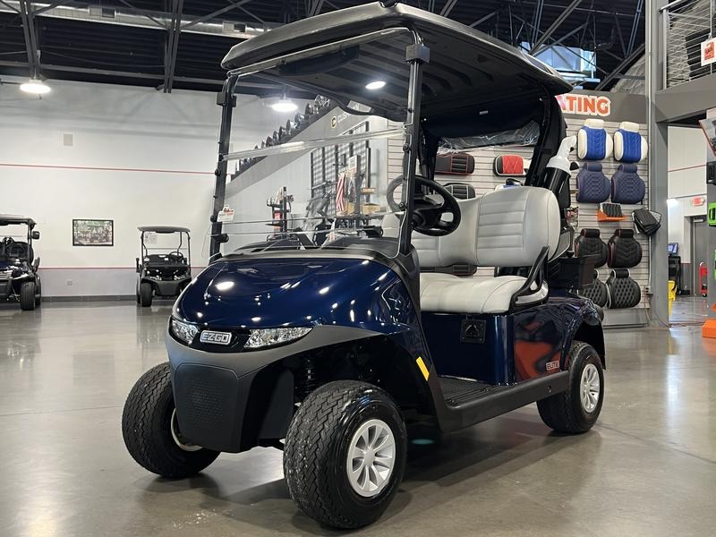 2027 E-Z-GO RXV 2 Freedom ELiTE Lithium Golf Car - Electric