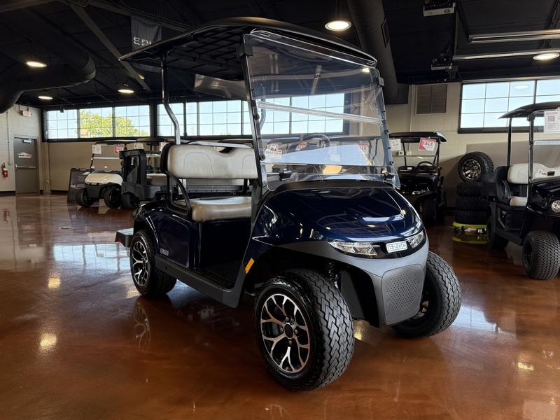 2027 E-Z-GO Freedom RXV ELiTE Lithium Golf Car - Electric