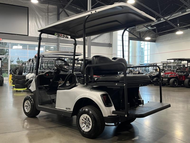 2021 E-Z-GO Freedom RXV Golf Car