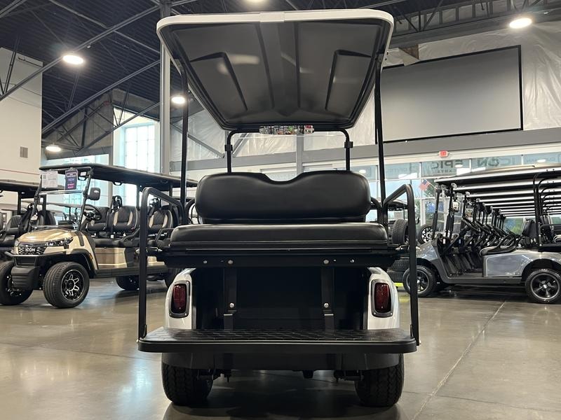 2021 E-Z-GO Freedom RXV Golf Car