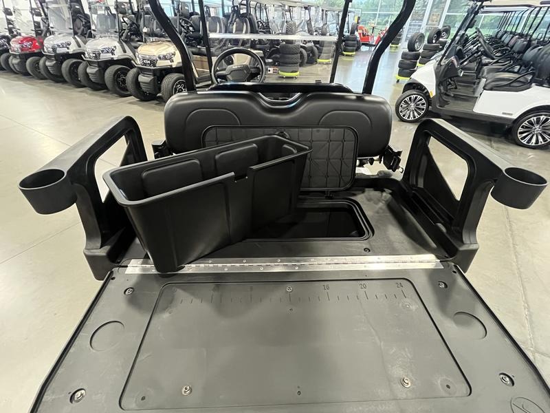 2026 E-Z-GO RXV 4 Valor S EX1 Sport Golf Car - Gas