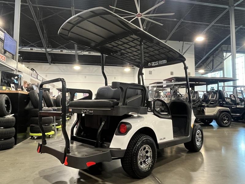 2026 E-Z-GO RXV 4 Valor S EX1 Sport Golf Car - Gas