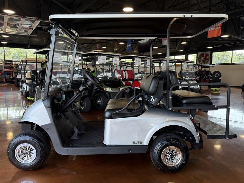 2021 E-Z-GO Freedom RXV Golf Car