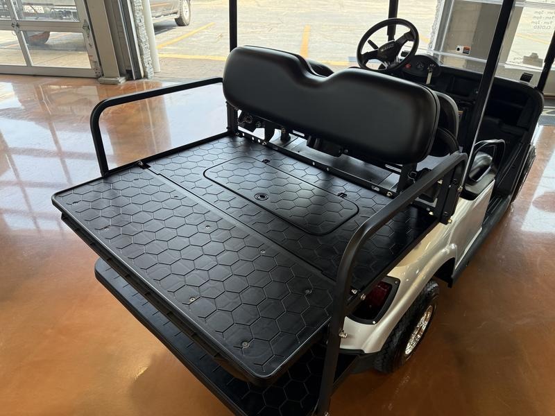 2021 E-Z-GO Freedom RXV Golf Car