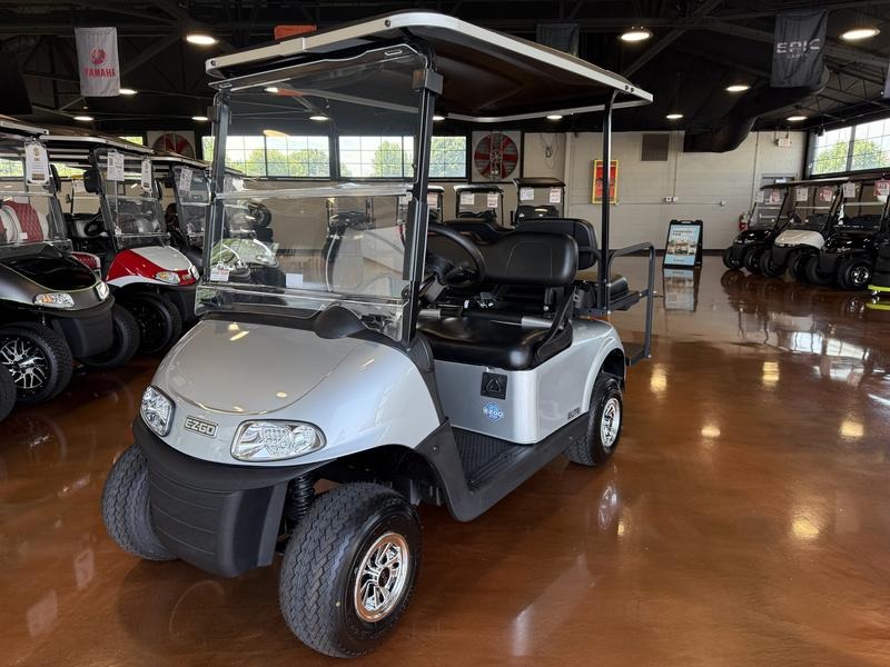 2021 E-Z-GO Freedom RXV Golf Car