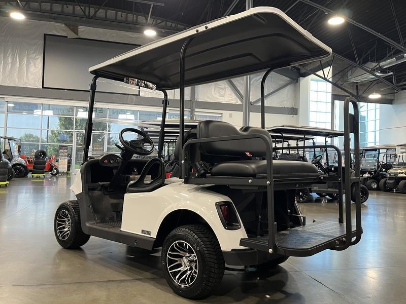 2021 E-Z-GO Freedom RXV Golf Car
