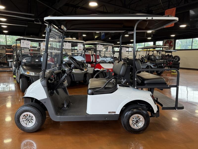 2021 E-Z-GO Freedom RXV Golf Car