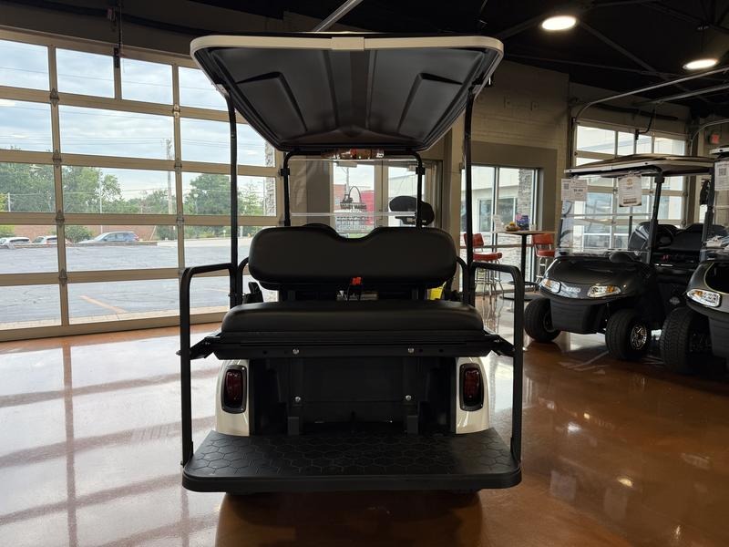 2021 E-Z-GO Freedom RXV Golf Car