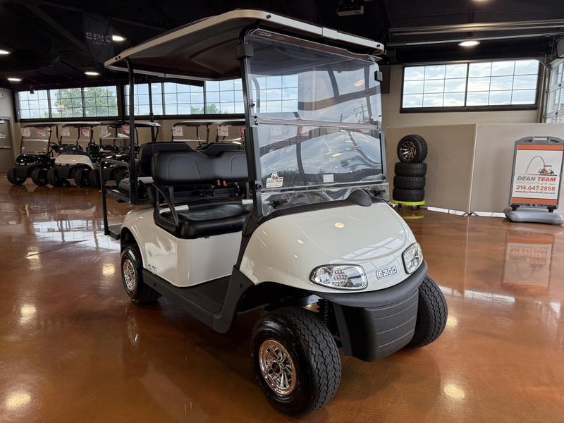 2021 E-Z-GO Freedom RXV Golf Car