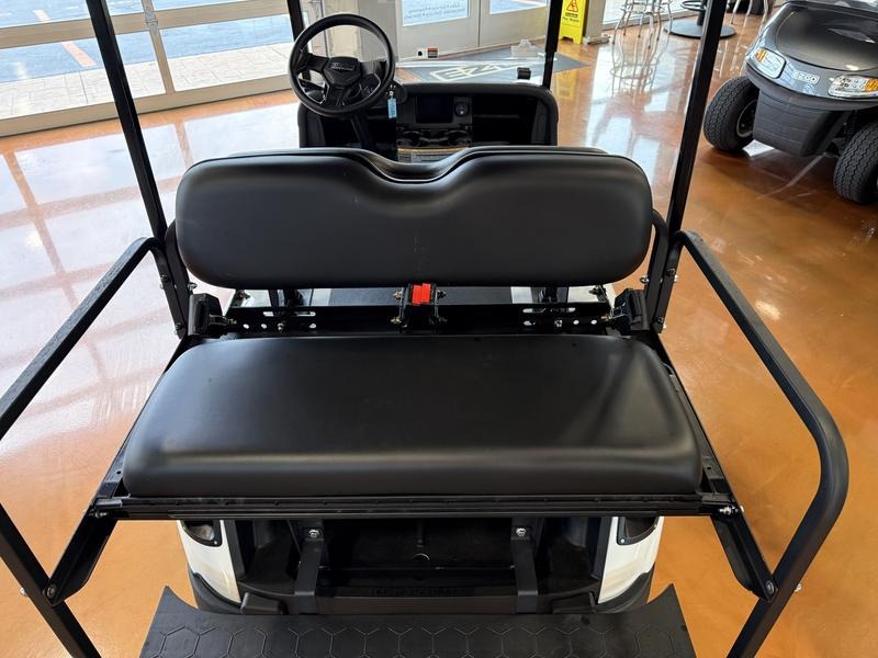 2021 E-Z-GO Freedom RXV Golf Car