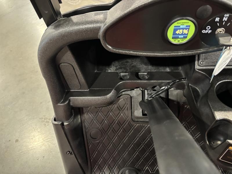 2016 E-Z-GO RXV Golf Car