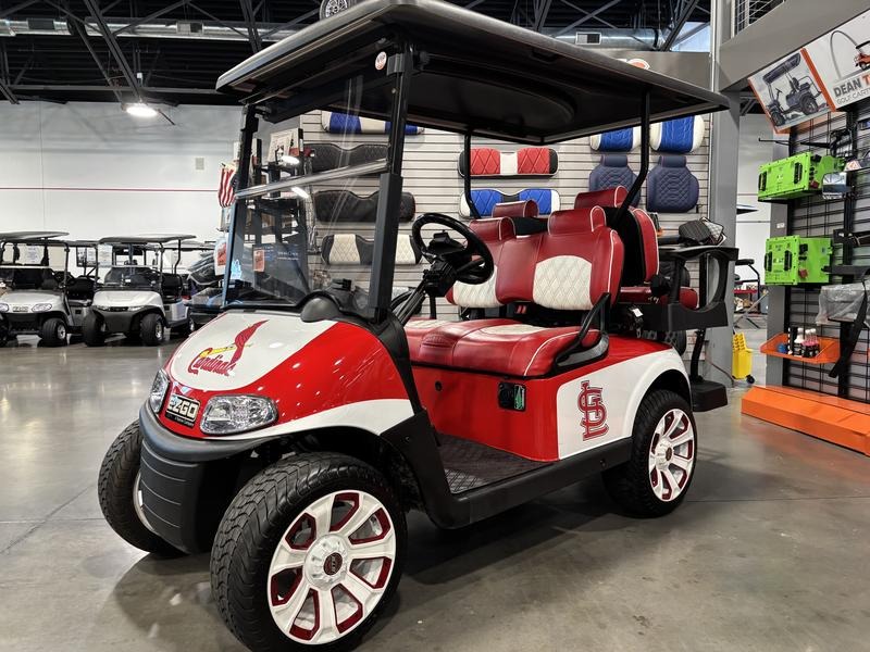 2016 E-Z-GO RXV Golf Car