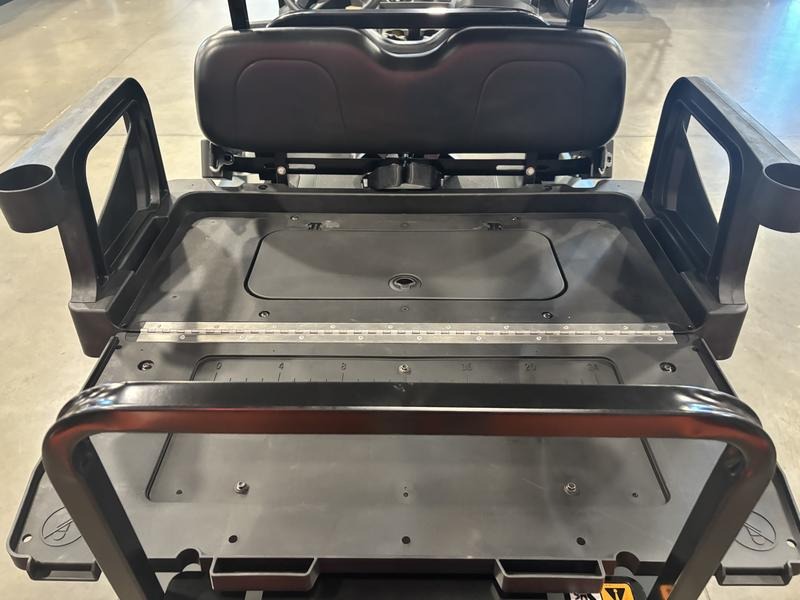 2026 E-Z-GO RXV 4 Valor S EX1 Sport Golf Car - Gas