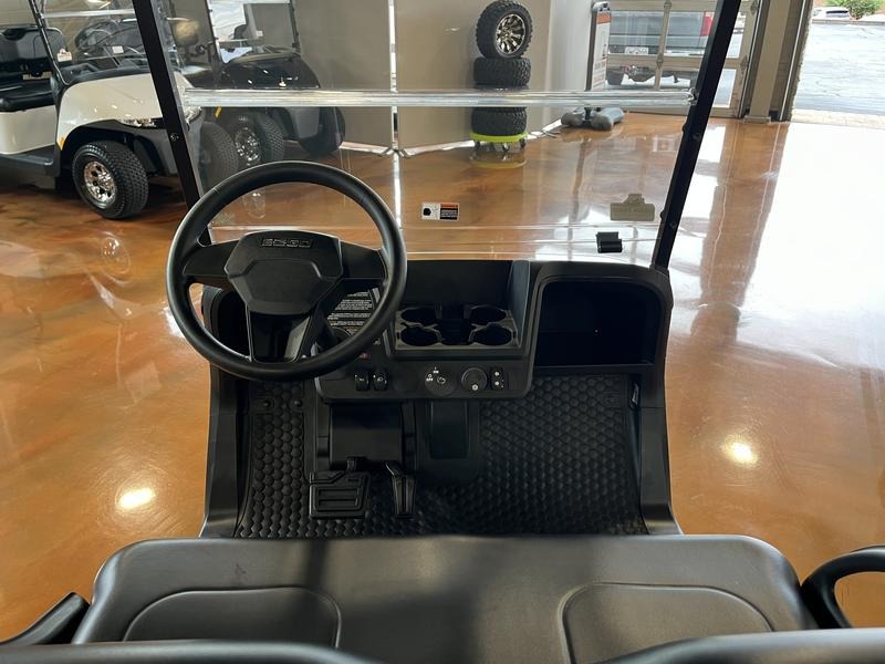 2026 E-Z-GO RXV 4 Valor S EX1 Sport Golf Car - Gas