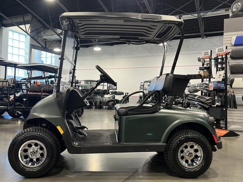 2026 E-Z-GO RXV 2 Valor S EX1 Sport Golf Car - Gas
