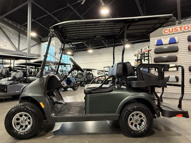 2026 E-Z-GO RXV 4 Valor S 48V Golf Car - Electric