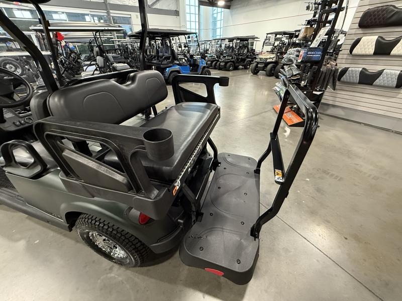 2026 E-Z-GO RXV 4 Valor S 48V Golf Car - Electric