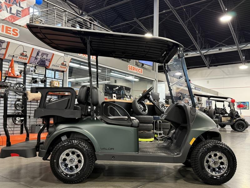 2026 E-Z-GO RXV 4 Valor S 48V Golf Car - Electric