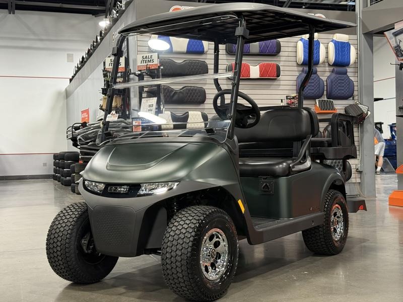2026 E-Z-GO RXV 4 Valor S 48V Golf Car - Electric