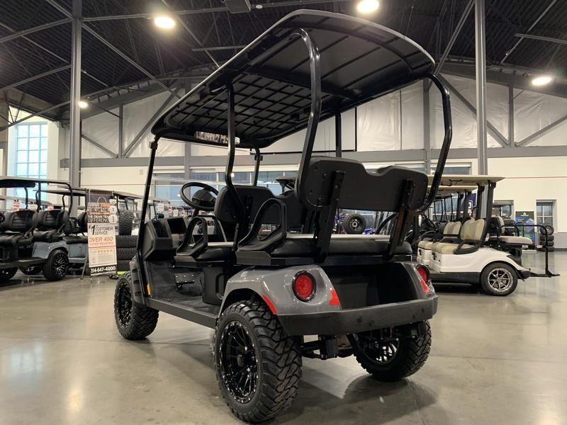 2026 E-Z-GO Liberty Summit X ELiTE Lithium Golf Car