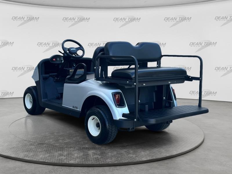 2021 E-Z-GO Freedom RXV Golf Car