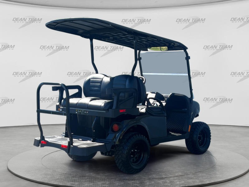 2027 E-Z-GO Liberty 4 X 13.5-hp Gas Powertrain Golf Car - Gas