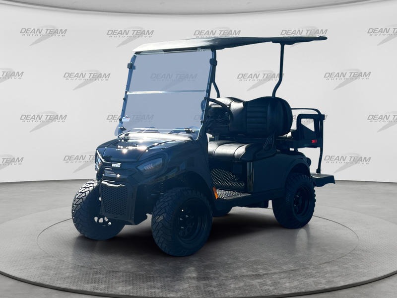2027 E-Z-GO Liberty 4 X 13.5-hp Gas Powertrain Golf Car - Gas