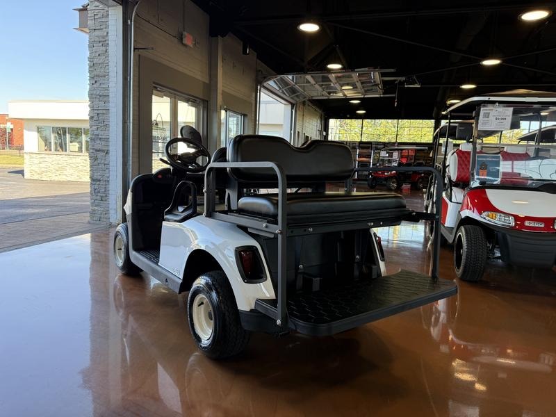 2021 E-Z-GO Freedom RXV Golf Car