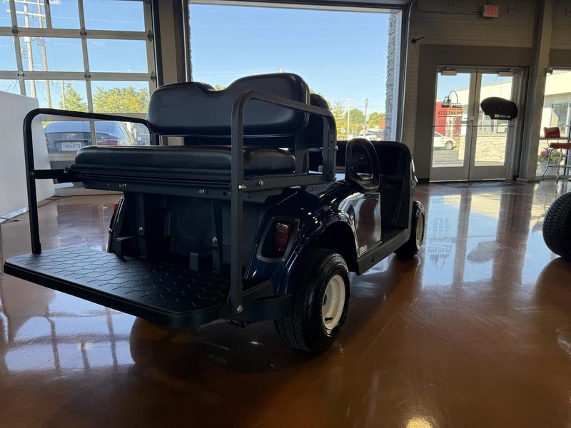 2021 E-Z-GO Freedom RXV Golf Car