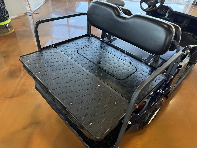 2021 E-Z-GO Freedom RXV Golf Car