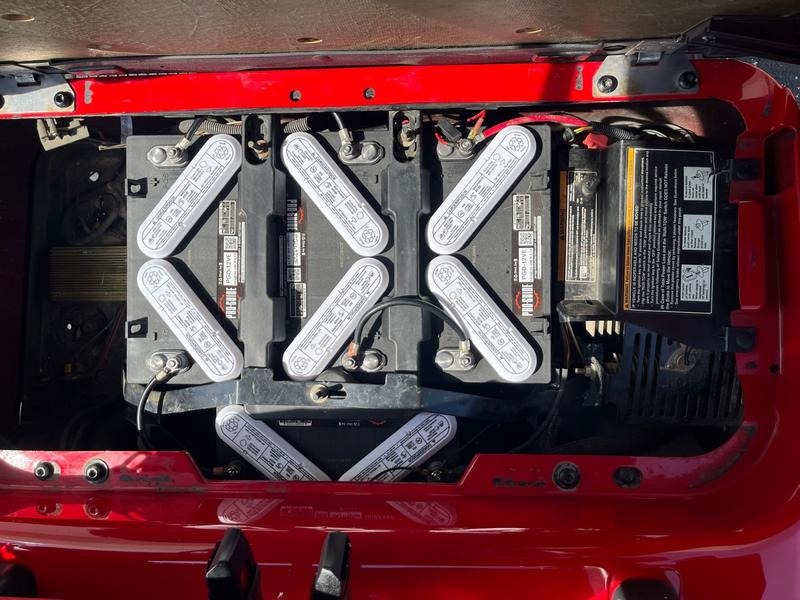 2014 E-Z-GO RXV Golf Car