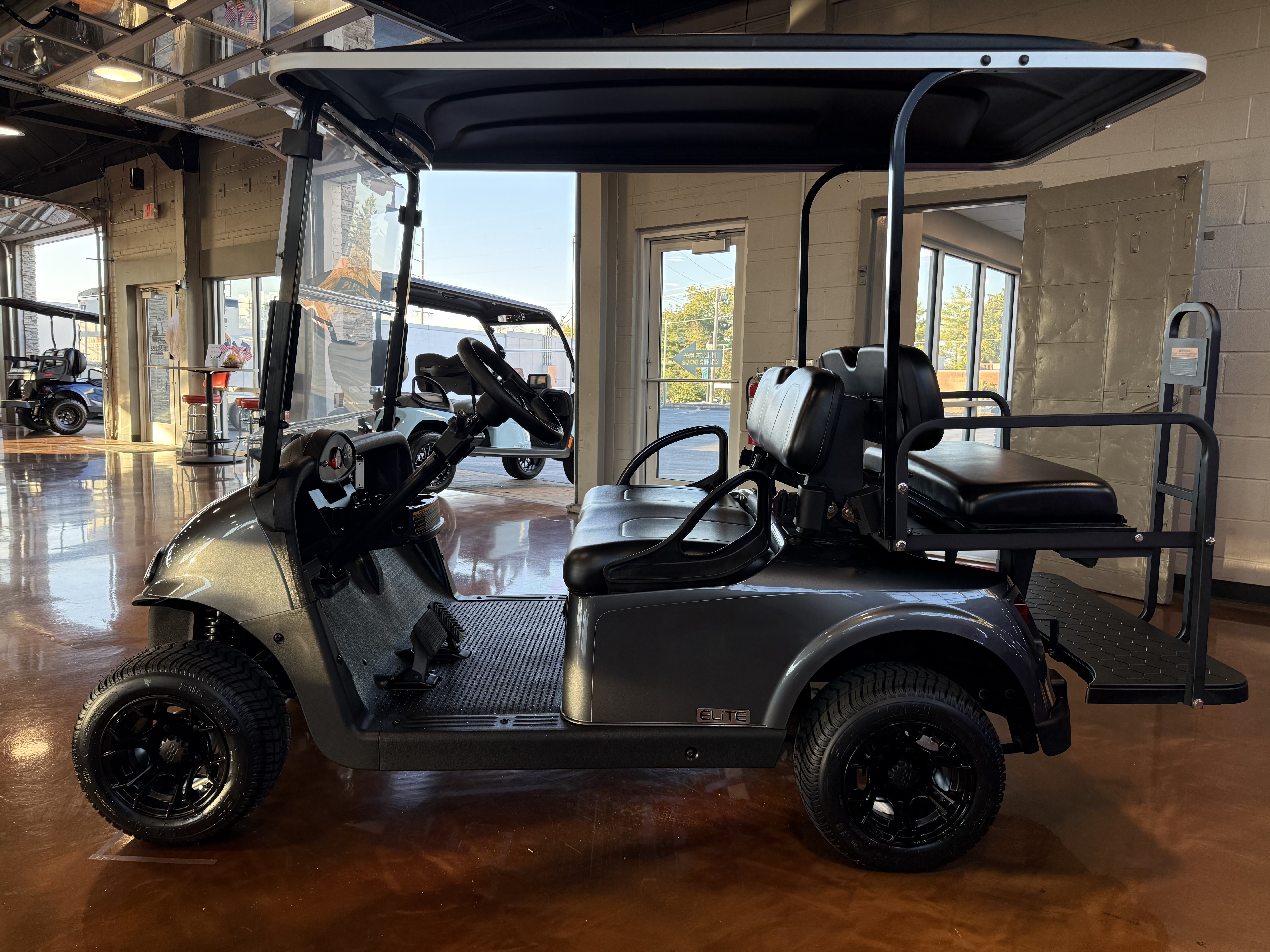 2021 E-Z-GO Freedom RXV Golf Car