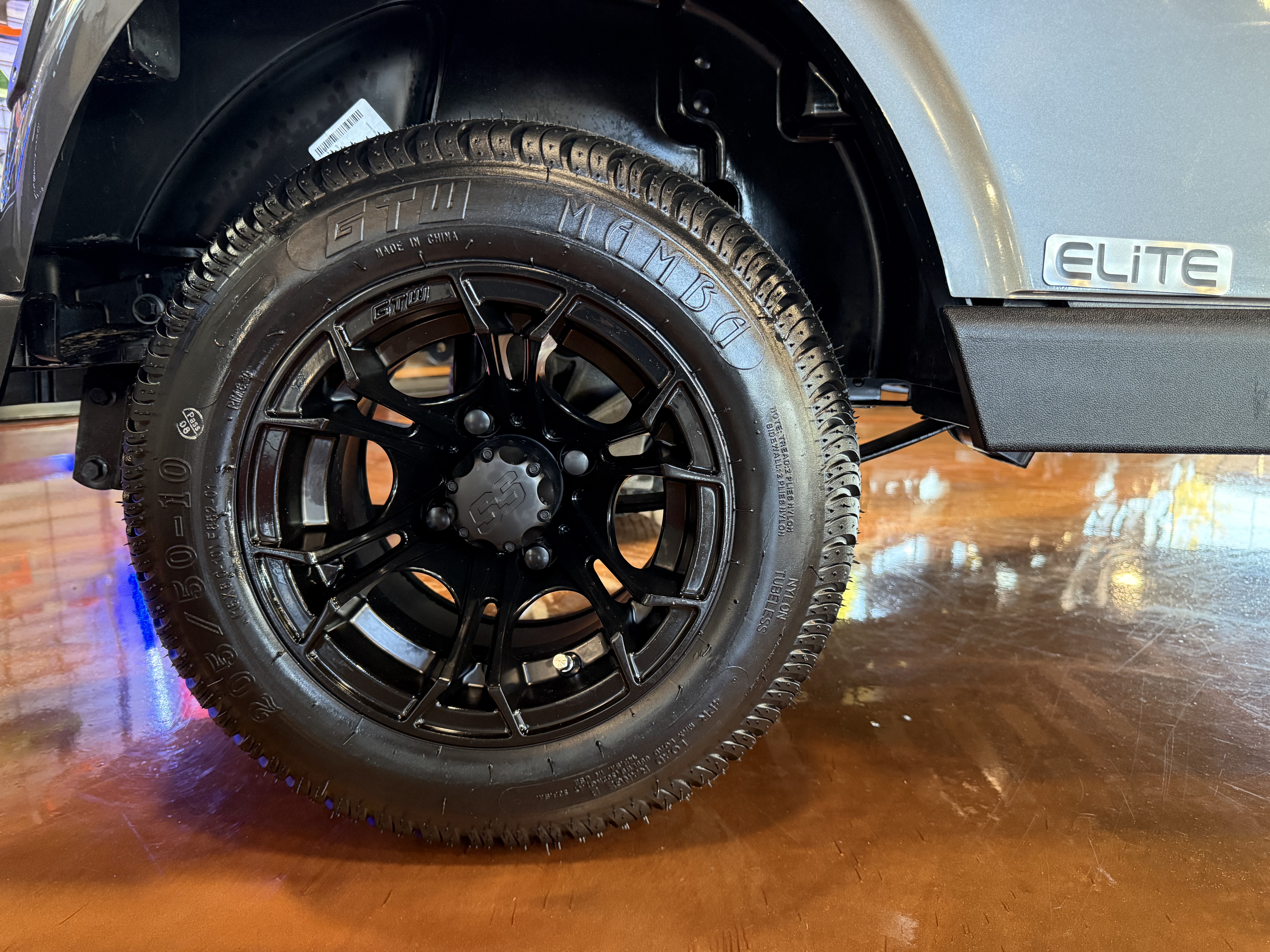 2021 E-Z-GO Freedom RXV Golf Car