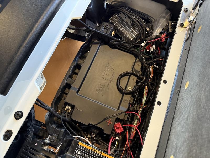 2021 E-Z-GO Freedom RXV Golf Car
