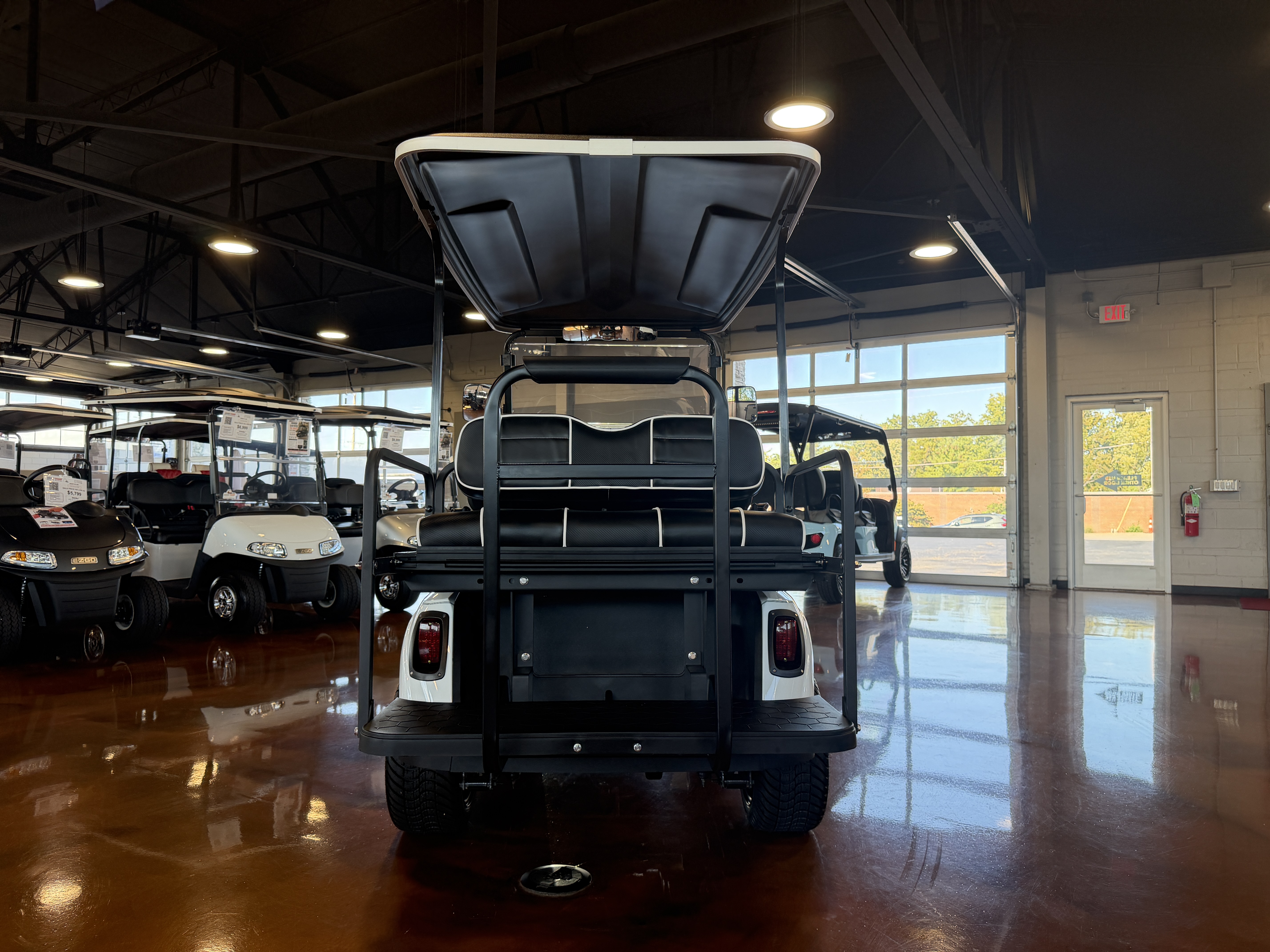 2021 E-Z-GO Freedom RXV Golf Car