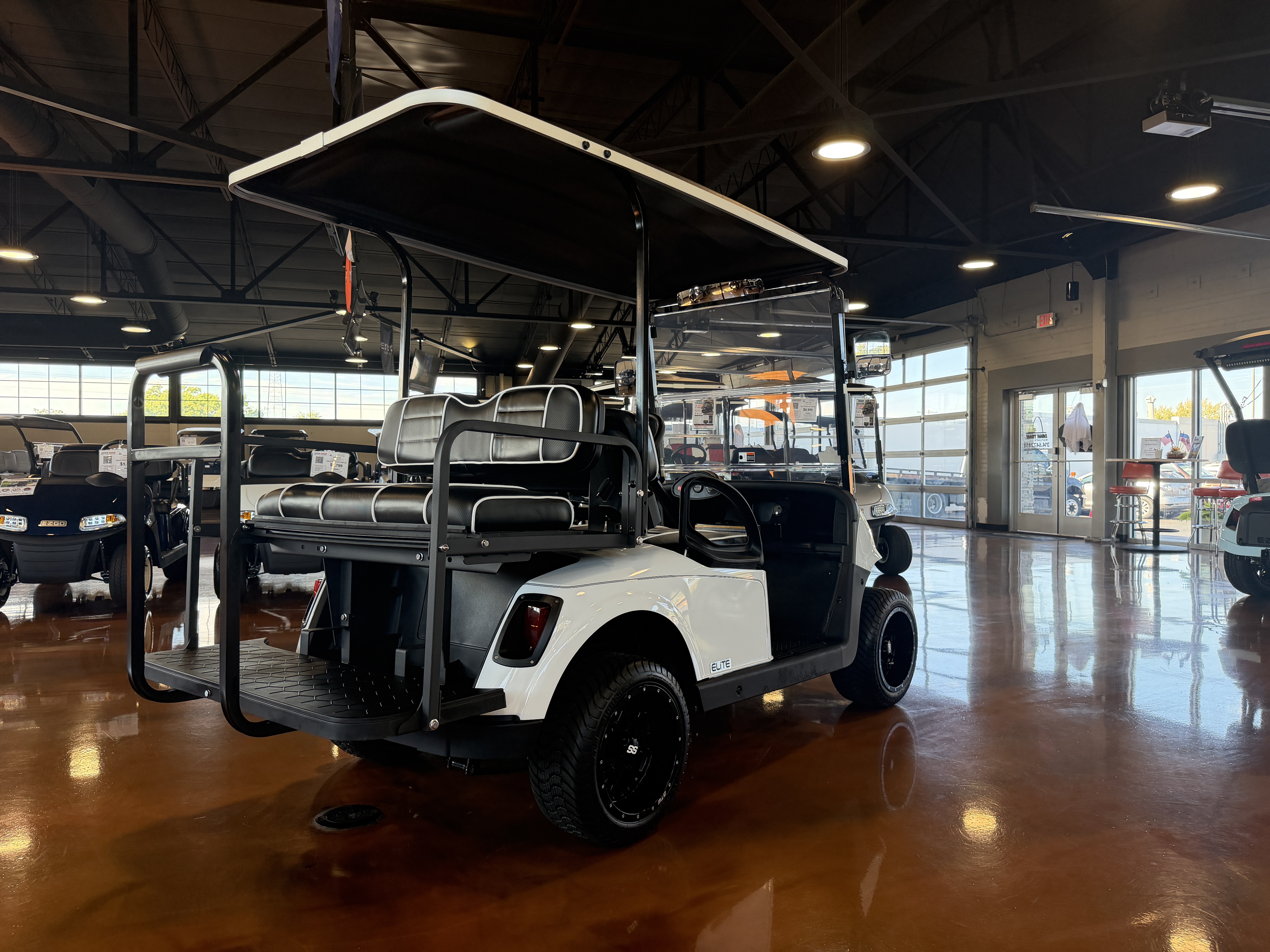 2021 E-Z-GO Freedom RXV Golf Car