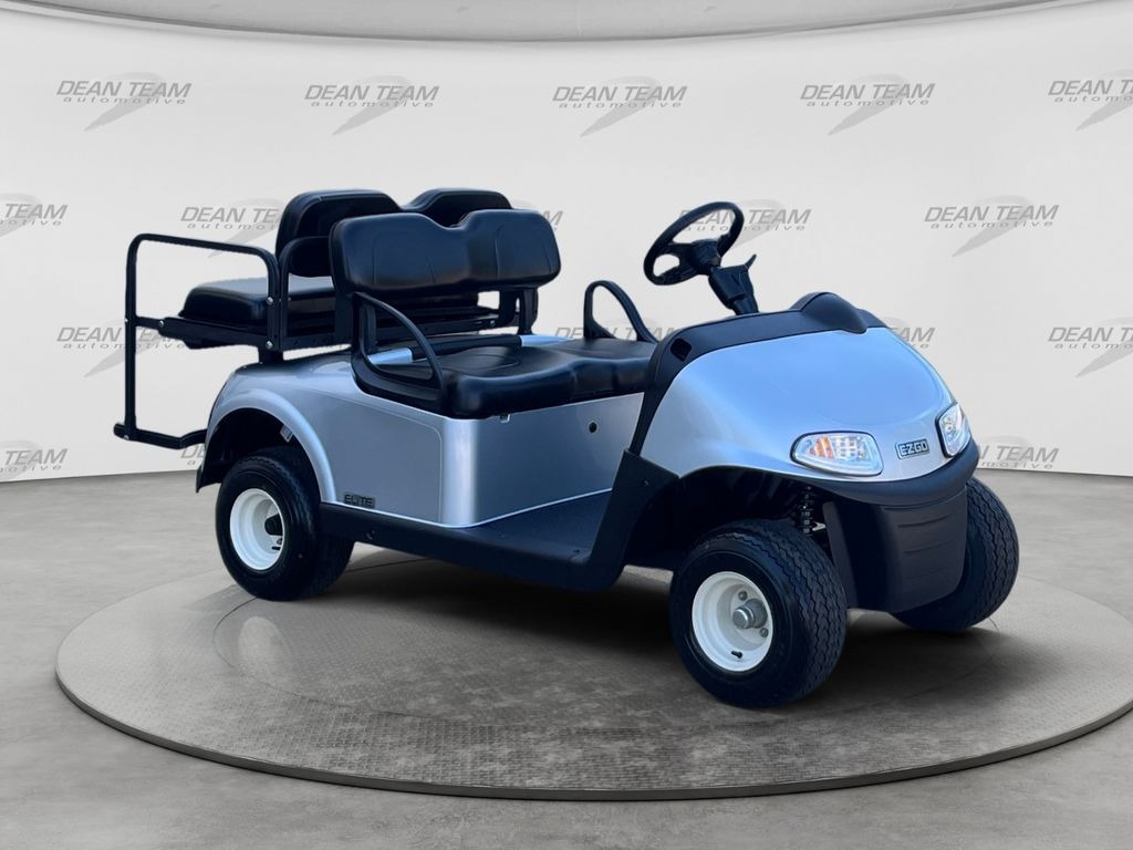 2021 E-Z-GO Freedom RXV Golf Car