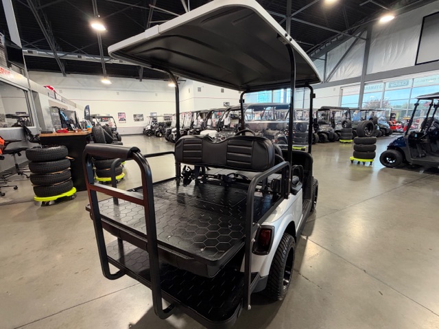 2021 E-Z-GO Freedom RXV Golf Car