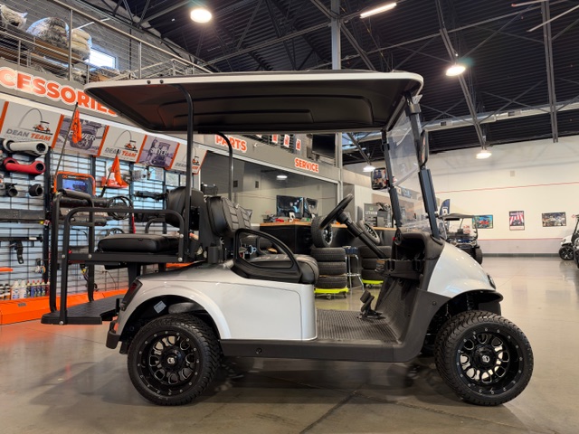 2021 E-Z-GO Freedom RXV Golf Car