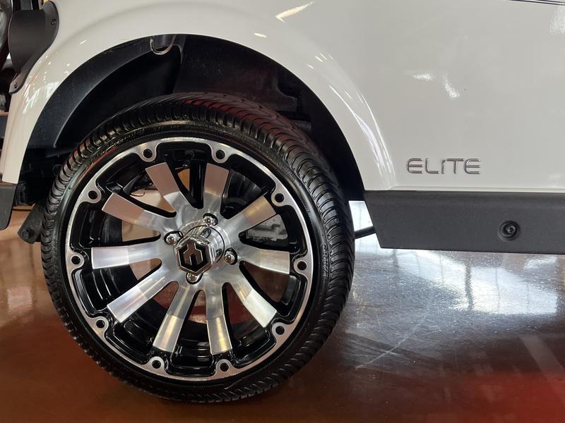 2024 E-Z-GO Freedom RXV ELiTE Lithium Golf Car - Electric
