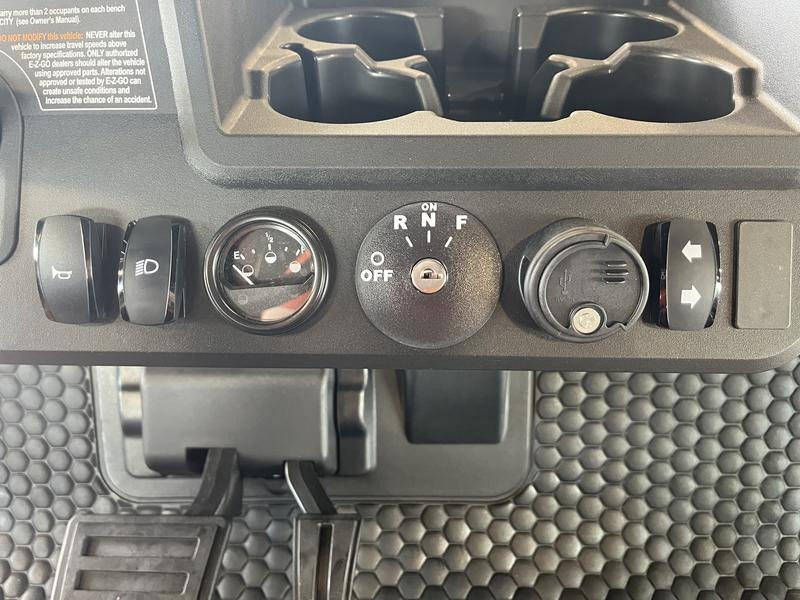 2026 E-Z-GO RXV 4 Valor S 48V Golf Car - Electric