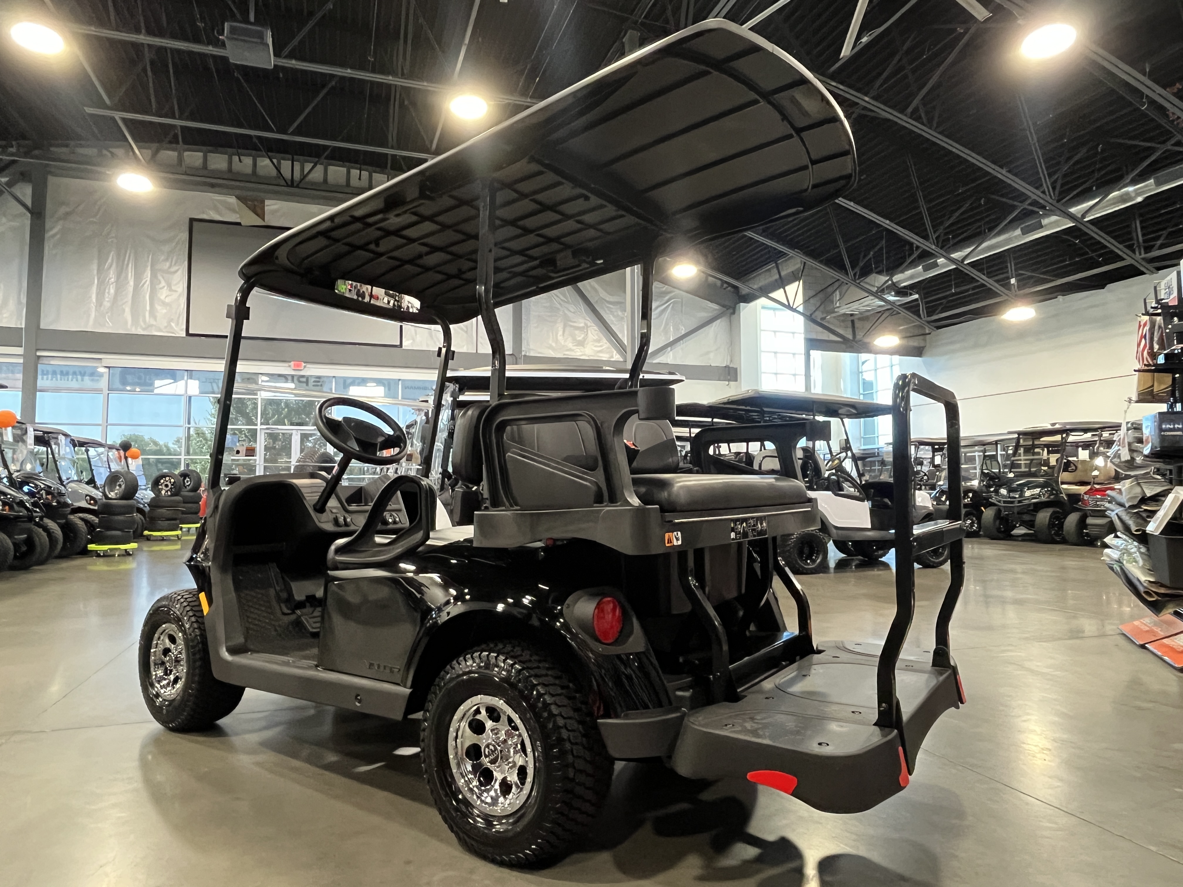 2026 E-Z-GO RXV 4 Valor S EX1 Sport Golf Car - Gas